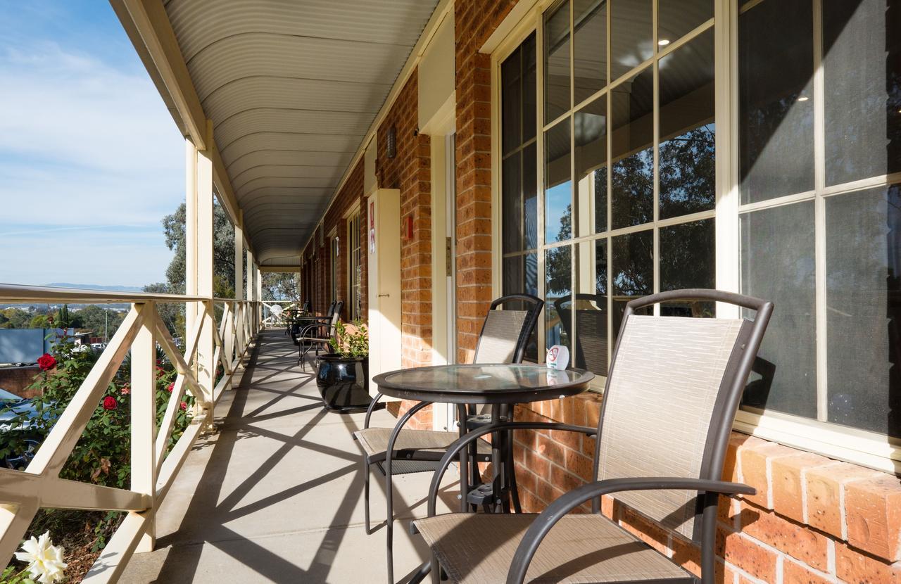 Commercial Golf Resort Albury Extérieur photo